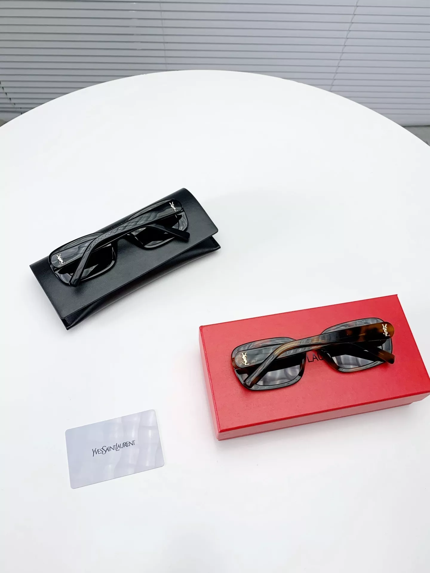 입생로랑 SLM130/F YSL 로고 슬림 렉탱글 선글라스 상세 이미지 6