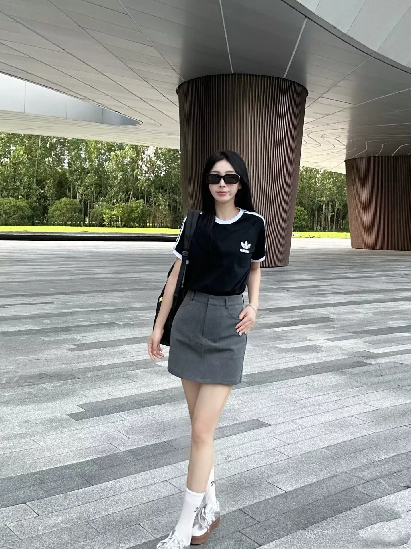 입생로랑 SLM130/F YSL 로고 슬림 렉탱글 선글라스 상세 이미지 47
