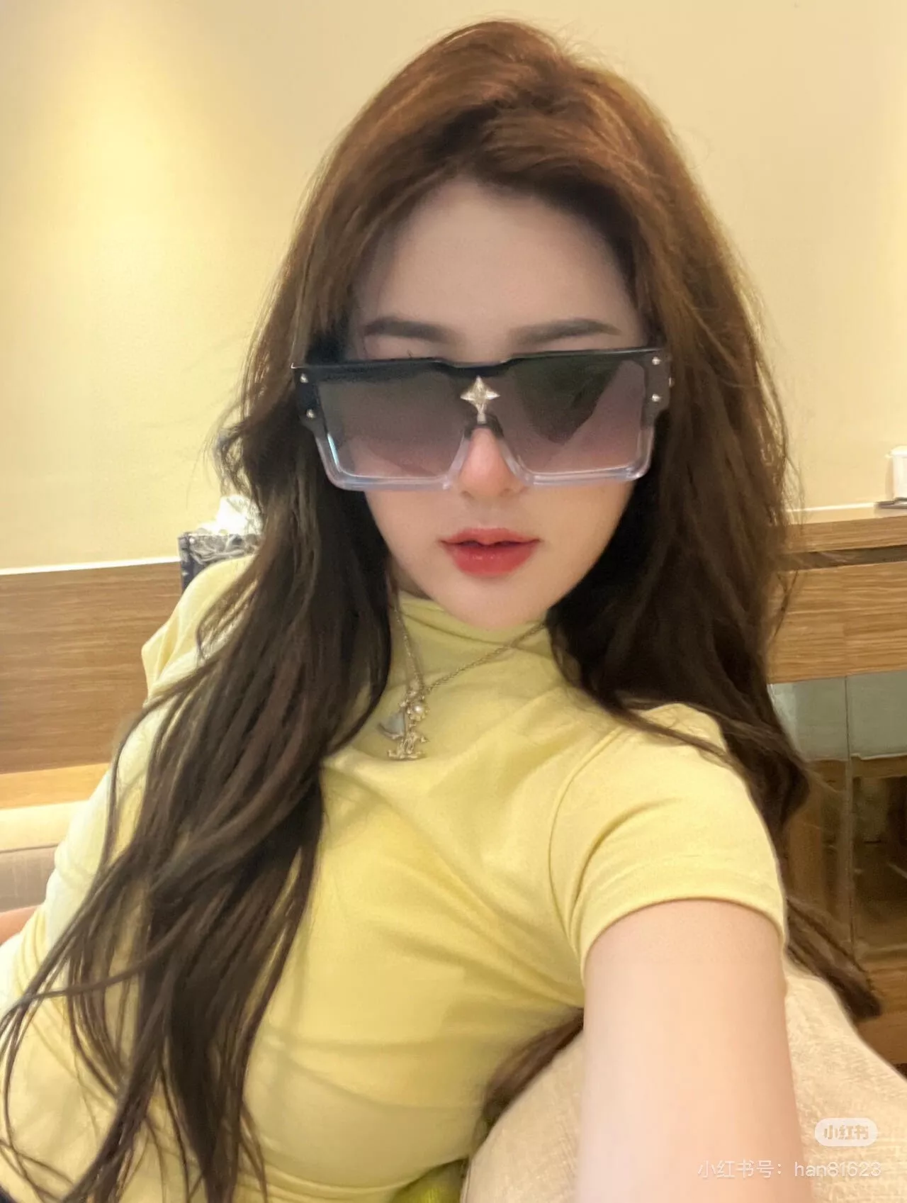 루이비통 LV6007 로고 포인트 보드 소재 쉴드 선글라스 상세 이미지 10