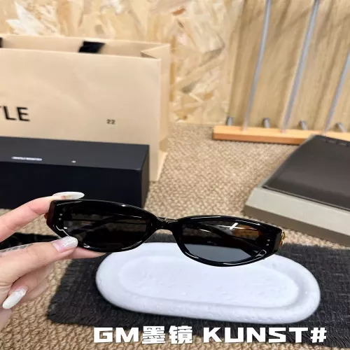 젠틀몬스터 편광 렌즈 블랙 보드 캣아이 선글라스