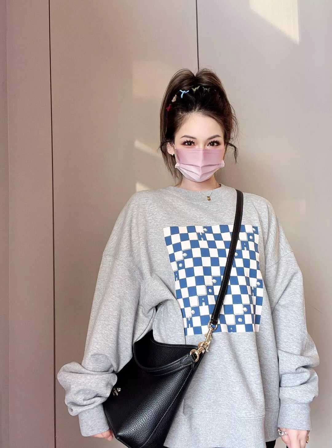 코치 로렐 시그니처 레더 지퍼 호보백 상세 이미지 65