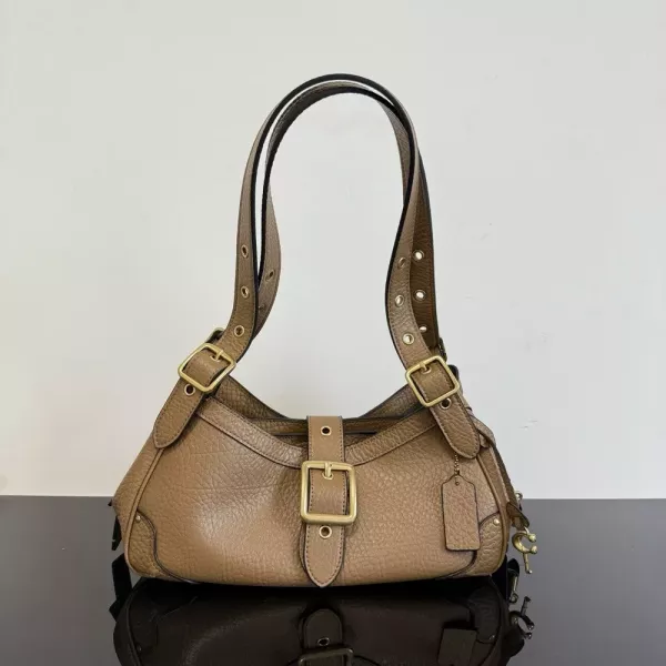 코치 드리프터 31 가죽 핸들 숄더백