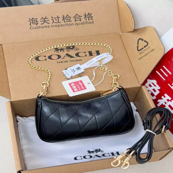 코치 테리 미니 체인 스트랩 C로고 숄더백