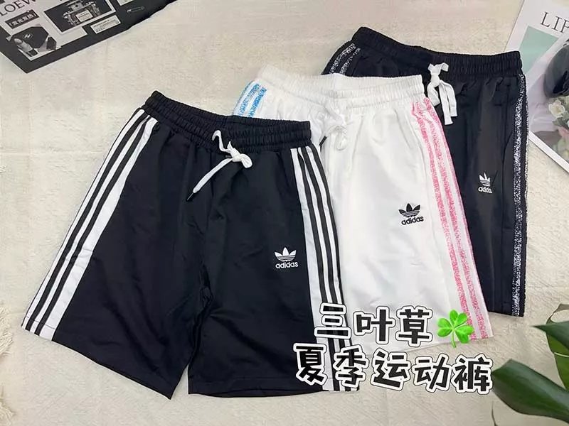 아디다스 삼선 자수 로고 폴리에스터 하프 팬츠 상세 이미지 1