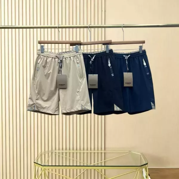 버버리 체크 트리밍 속건 드로스트링 하프 팬츠