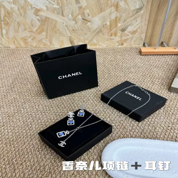 샤넬 로고 펜던트 목걸이 이어링 2종 세트