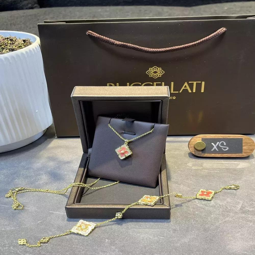 부첼라티 플라워 모티프 18K 도금 목걸이 팔찌 세트