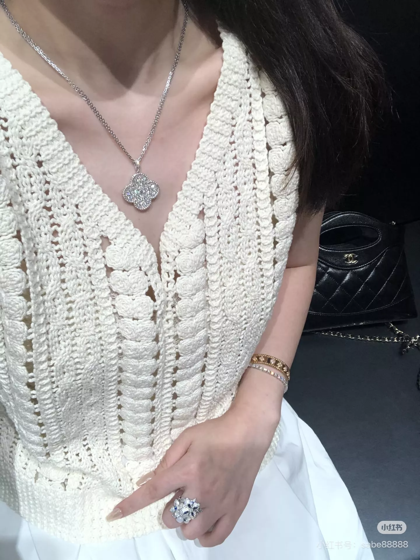 반클리프아펠 대형 플라워 풀파베 롱 네크리스 상세 이미지 12