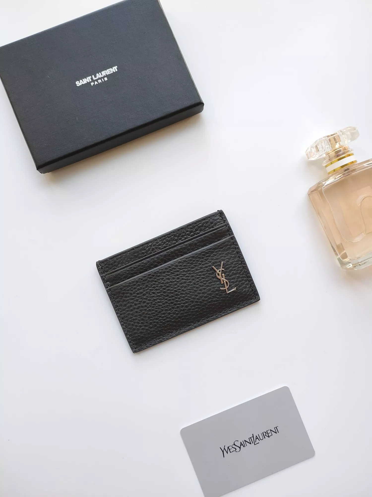 입생로랑 YSL 로고 엠보 스티치 소가죽 카드지갑 상세 이미지 1