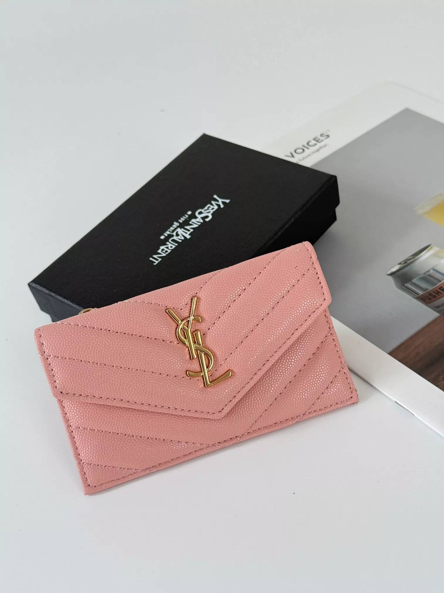입생로랑 퀼팅 YSL 로고 플랩 지퍼 카드지갑 상세 이미지 1