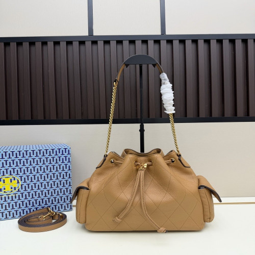 토리버치 샤를 퀼팅 드로스트링 체인 버킷백