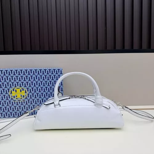 토리버치 T 모노그램 미니 필로우 토트 크로스백
