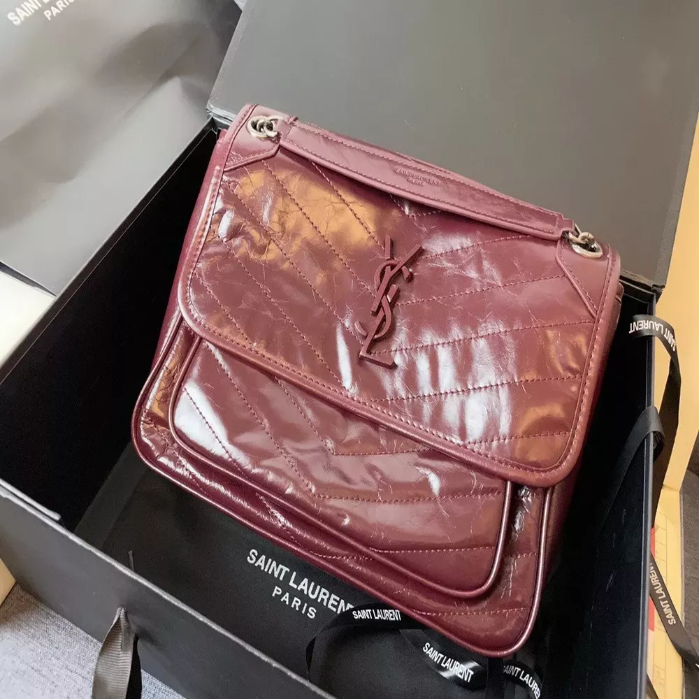입생로랑 모노그램 플랩 체인 멀티 숄더백