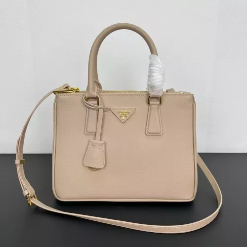 프라다 갈레리아 사피아노 소가죽 28cm 토트백