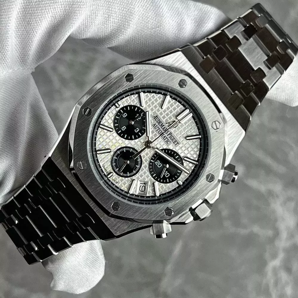 오데마피게 로열오크 41mm 스테인리스 오토매틱 크로노그래프 워치
