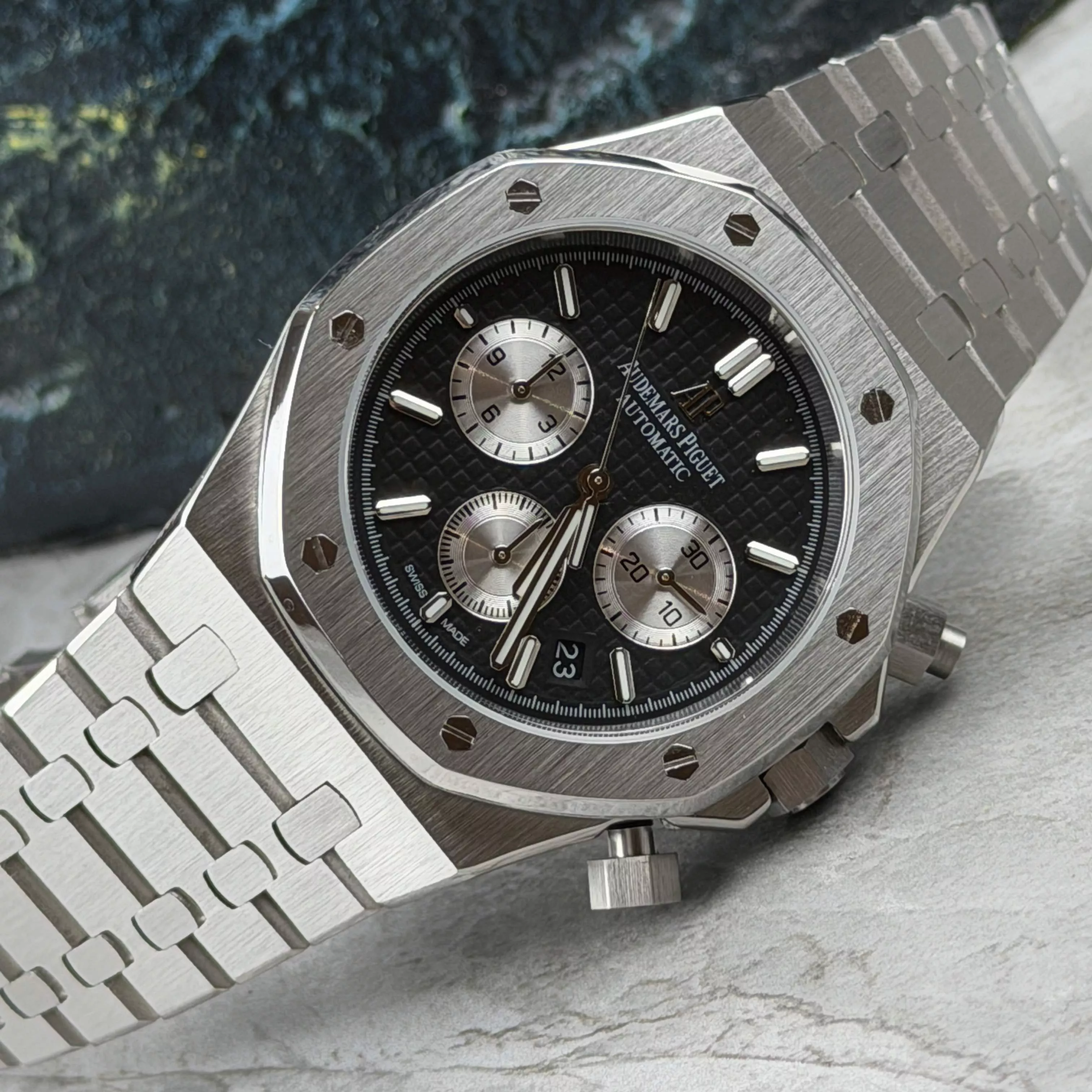 오데마피게 로열오크 크로노그래프 41mm 메탈 워치 상세 이미지 9