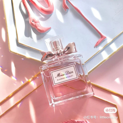 디올 미스 디올 블루밍 부케 50ml 오 드 뚜왈렛