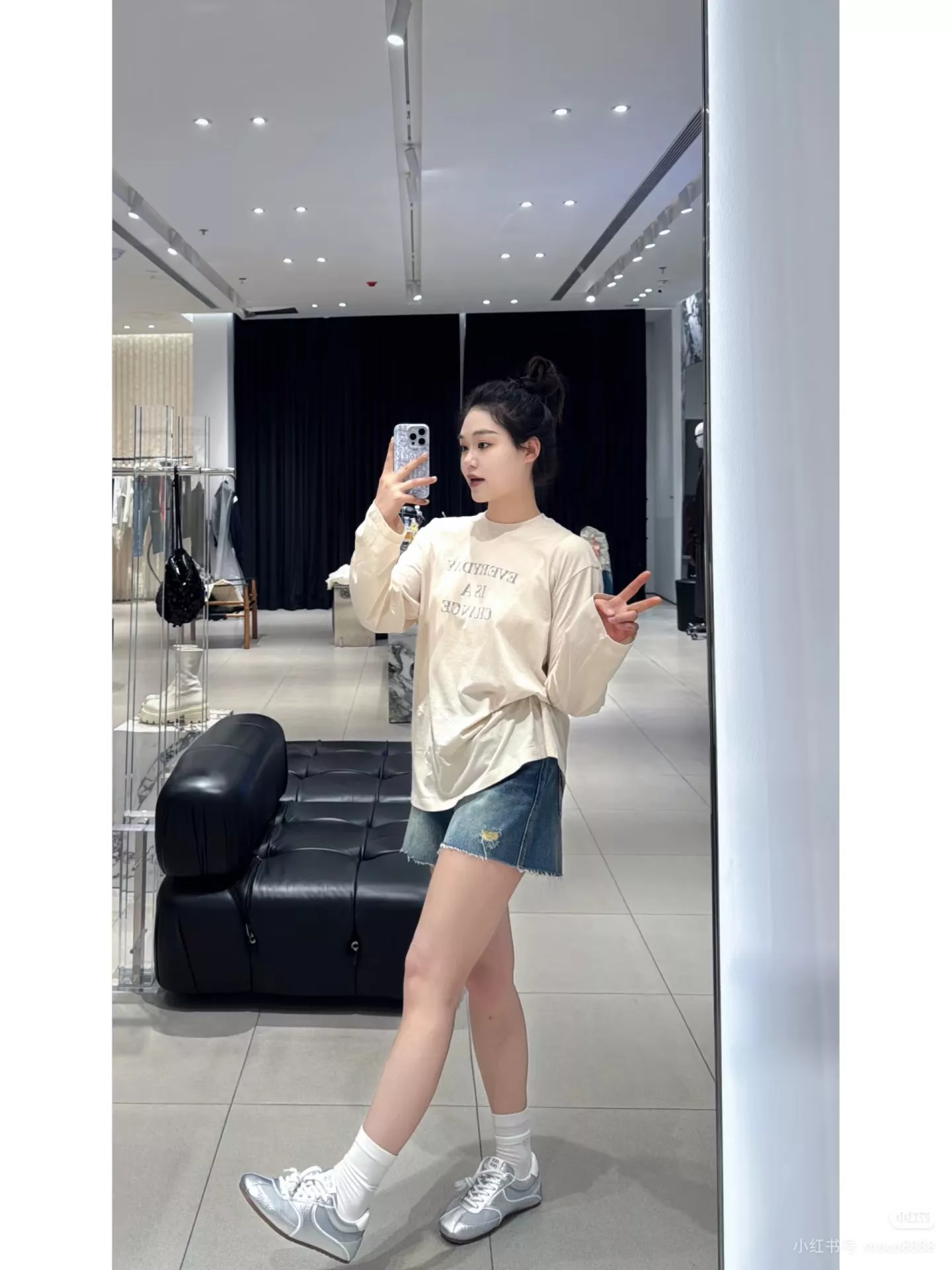 모앤코 레터링 프린트 루즈핏 썸머 자외선 차단 긴소매 티셔츠 상세 이미지 62