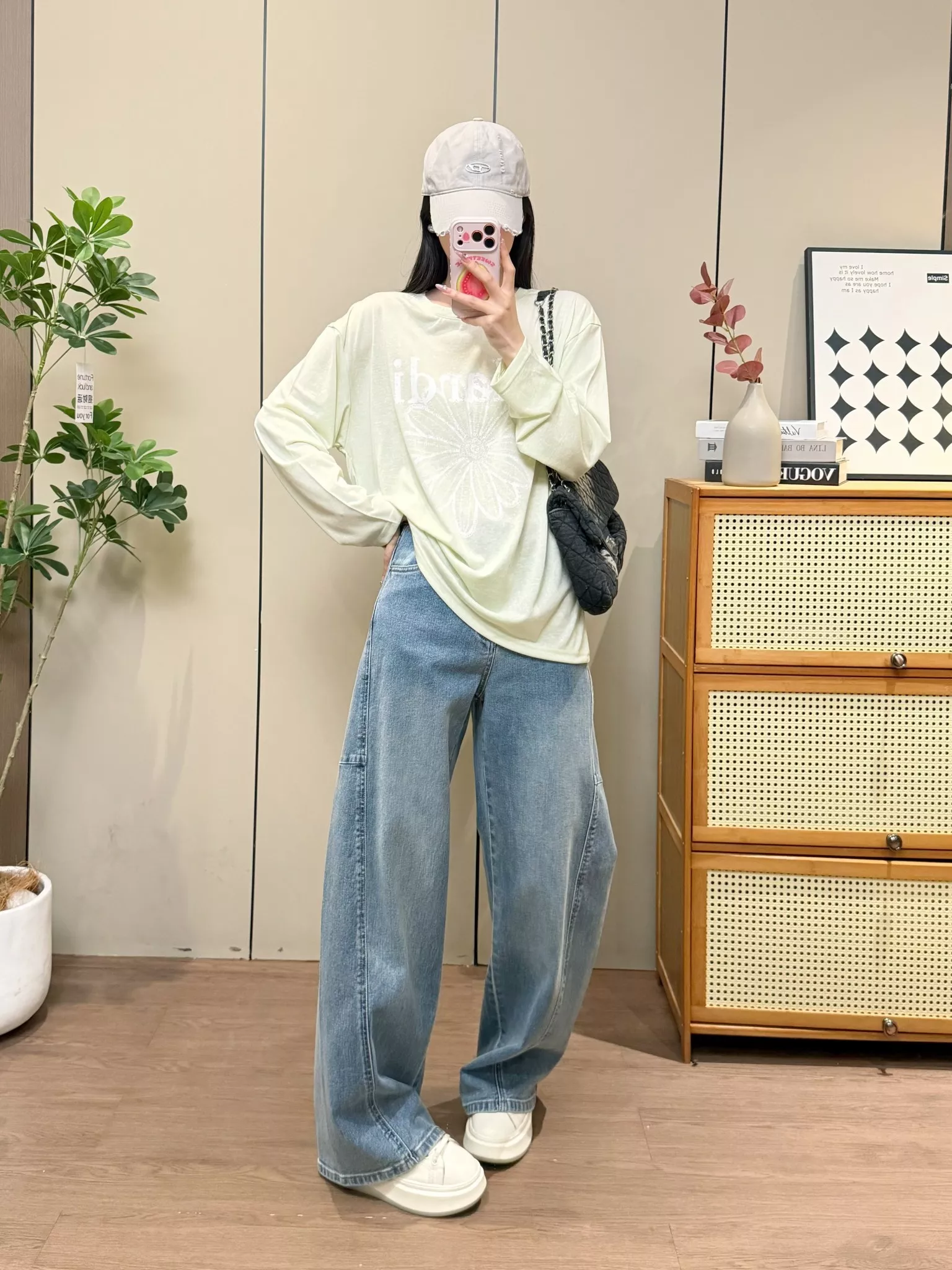 마르디 플라워 레터링 프린트 루즈핏 자외선 차단 긴소매 티셔츠 상세 이미지 67