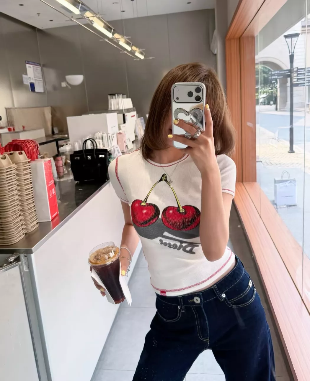 디젤 체리 핸드드로잉 배색 스티치 슬림 반소매 티셔츠 상세 이미지 19