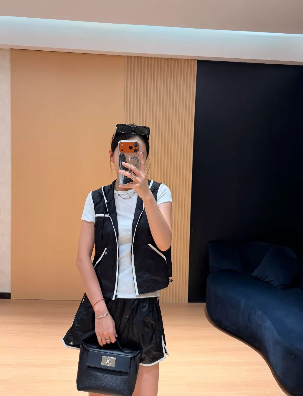 샤넬 코코 비치 배색 후드 베스트 쇼츠 세트 상세 이미지 21