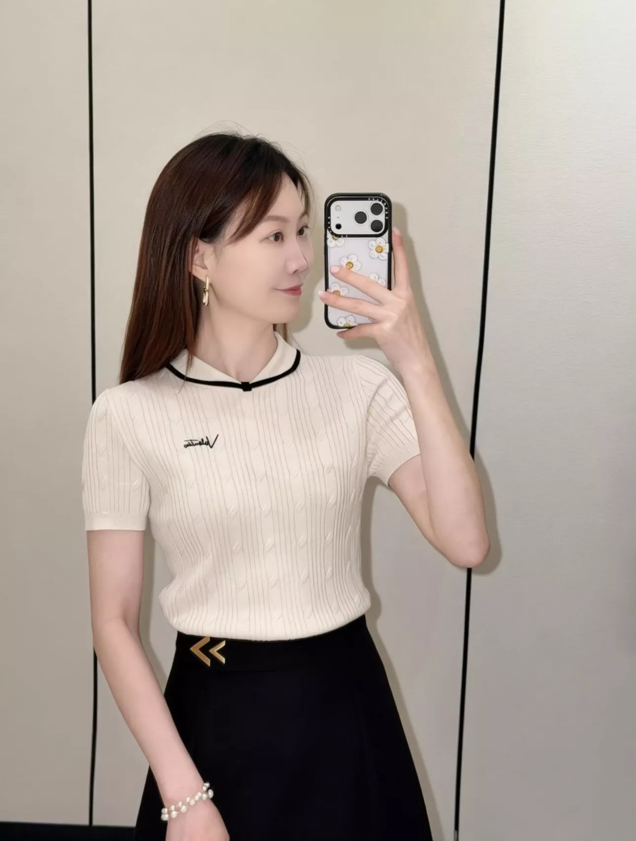발렌티노 배색 인타르시아 케이블 세일러 칼라 반팔 니트 상세 이미지 9
