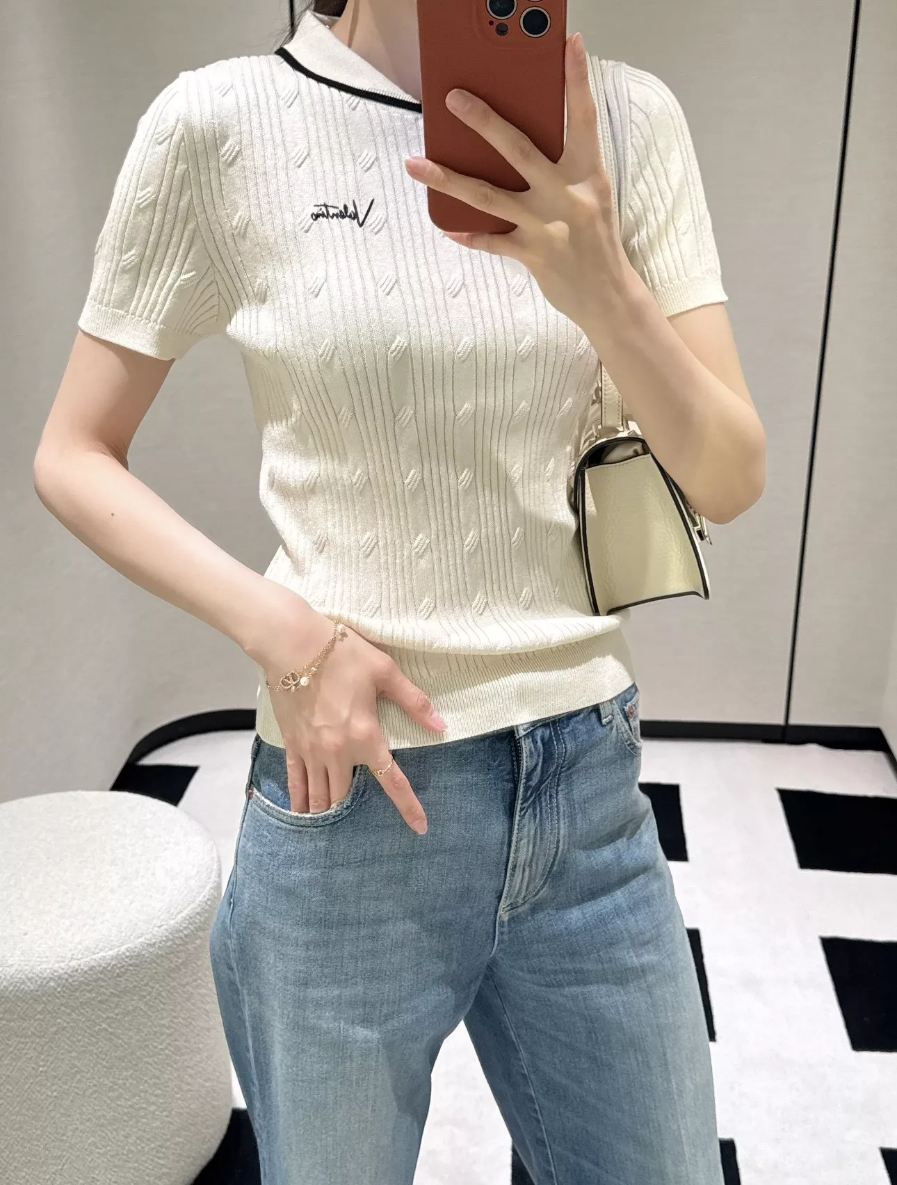 발렌티노 배색 인타르시아 케이블 세일러 칼라 반팔 니트 상세 이미지 7