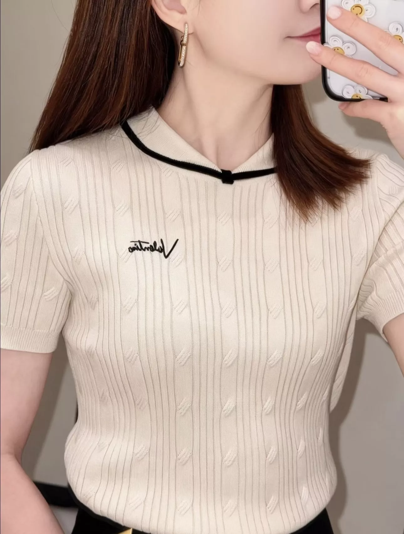 발렌티노 배색 인타르시아 케이블 세일러 칼라 반팔 니트 상세 이미지 22