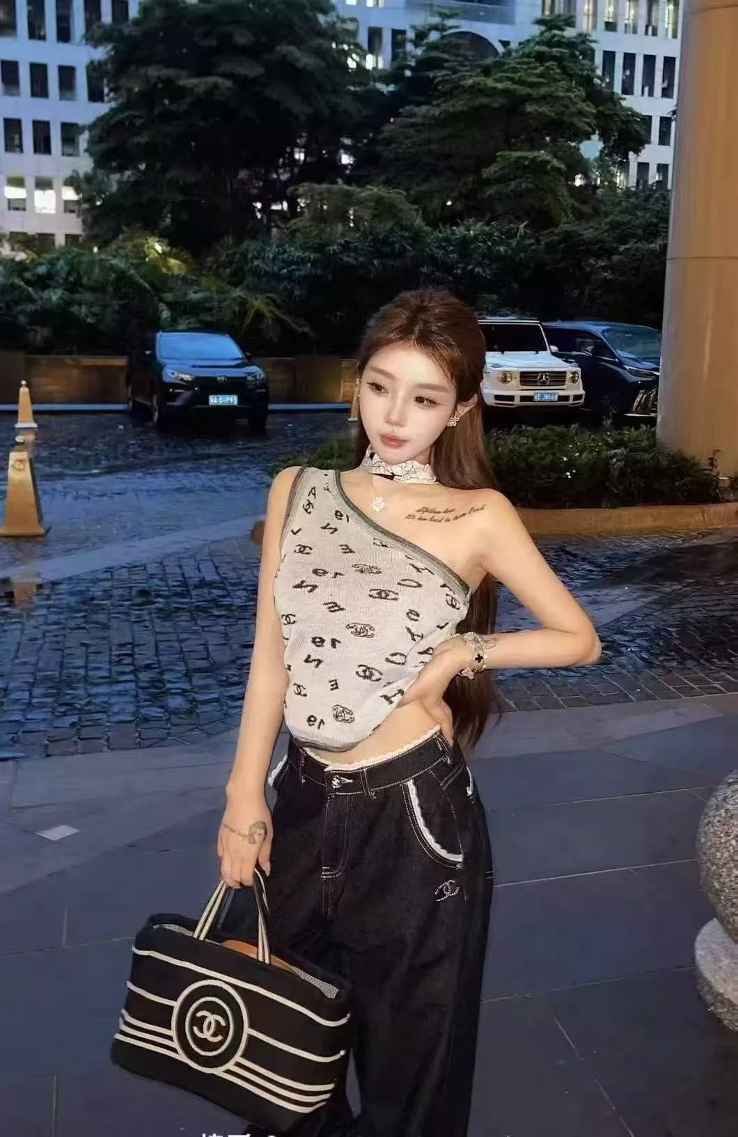 샤넬 화이트 레이스 장식 하이웨이스트 와이드 데님 팬츠 상세 이미지 14