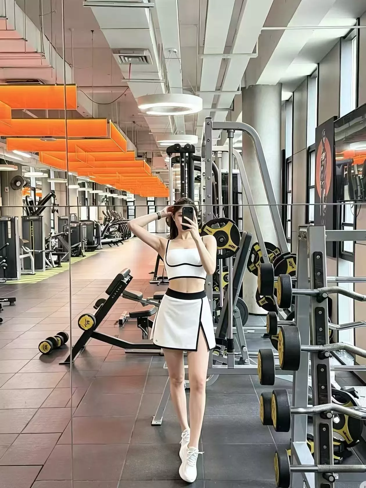 알로요가 반사 레터링 브라패드 슬리브리스 스커트 팬츠 세트 상세 이미지 16