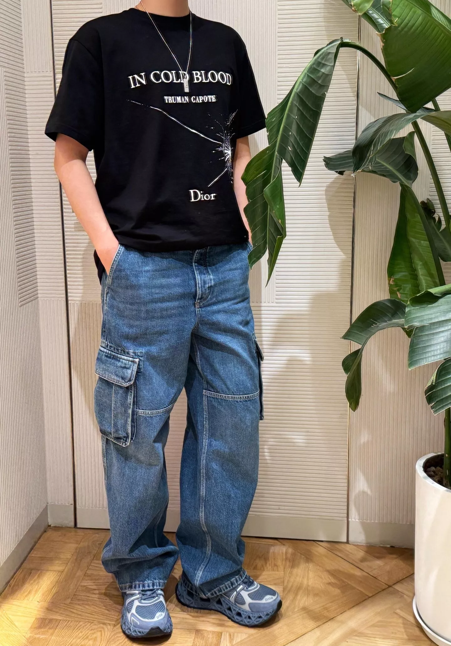 디올 레터링 로고 자수 루즈핏 반소매 티셔츠 상세 이미지 11