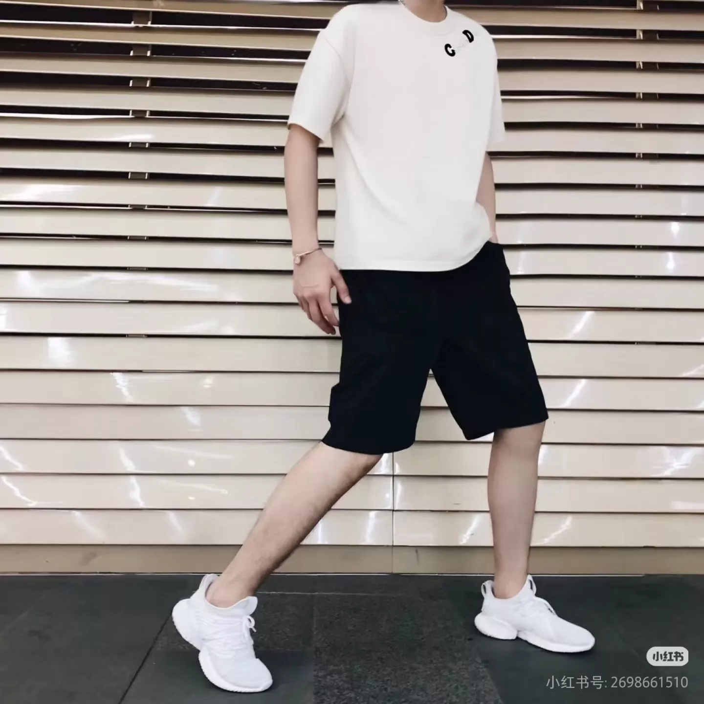 디올 CD 로고 레터링 자수 코튼 반소매 티셔츠 상세 이미지 13