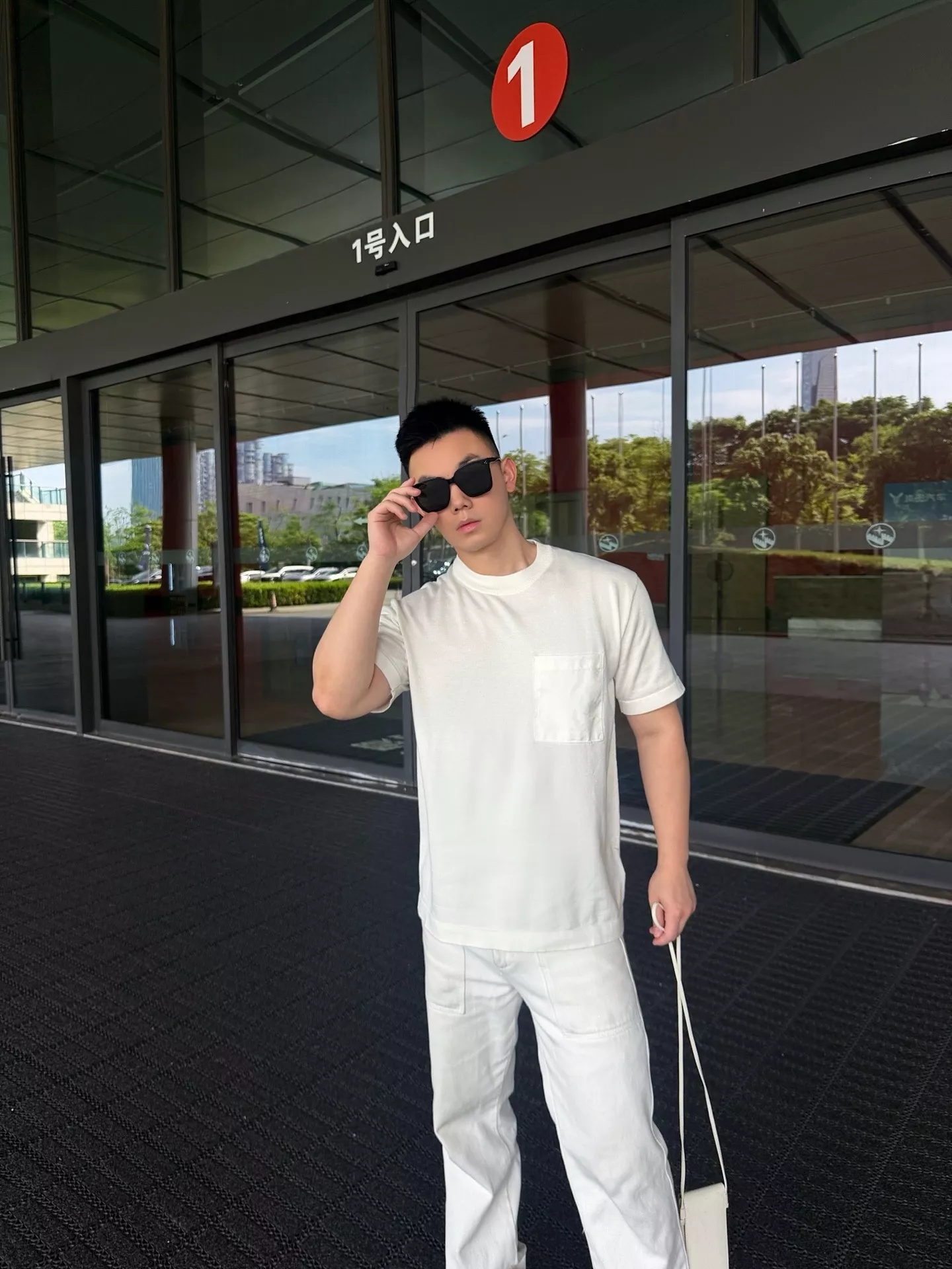 루이비통 모노그램 나일론 포켓 코튼 니트 반소매 상세 이미지 16