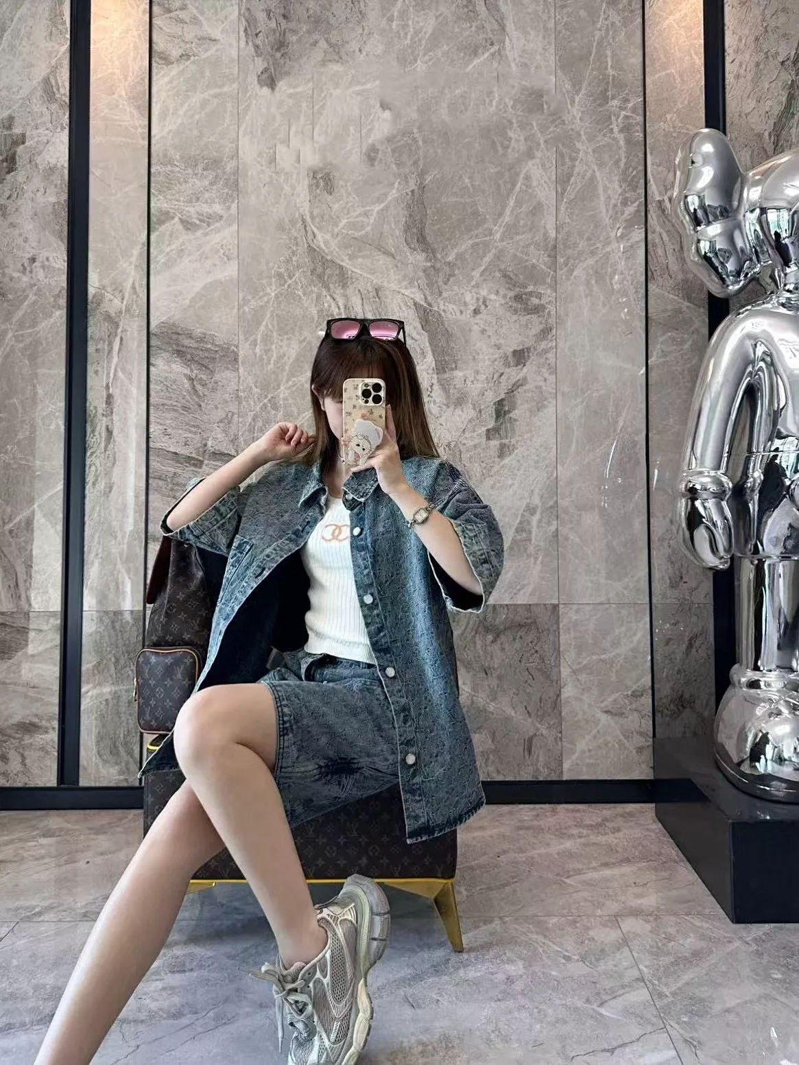 루이비통 모노그램 자카드 데님 하프 팬츠 상세 이미지 18