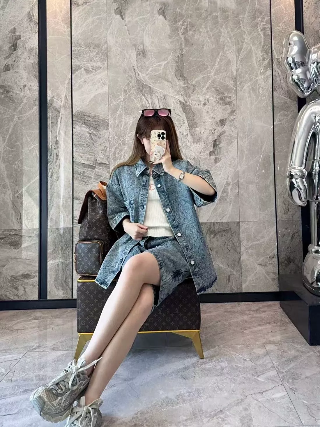 루이비통 모노그램 자카드 데님 하프 팬츠 상세 이미지 15