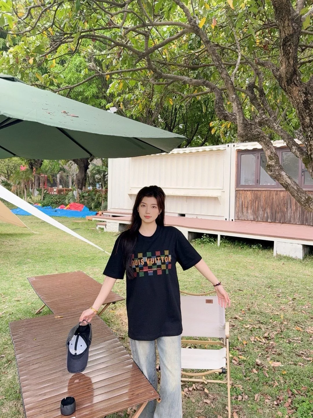 루이비통 컬러 체커보드 레터 압착 반소매 티셔츠 상세 이미지 11