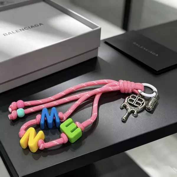 발렌시아가 로고 메탈 참 핑크 코드 백참