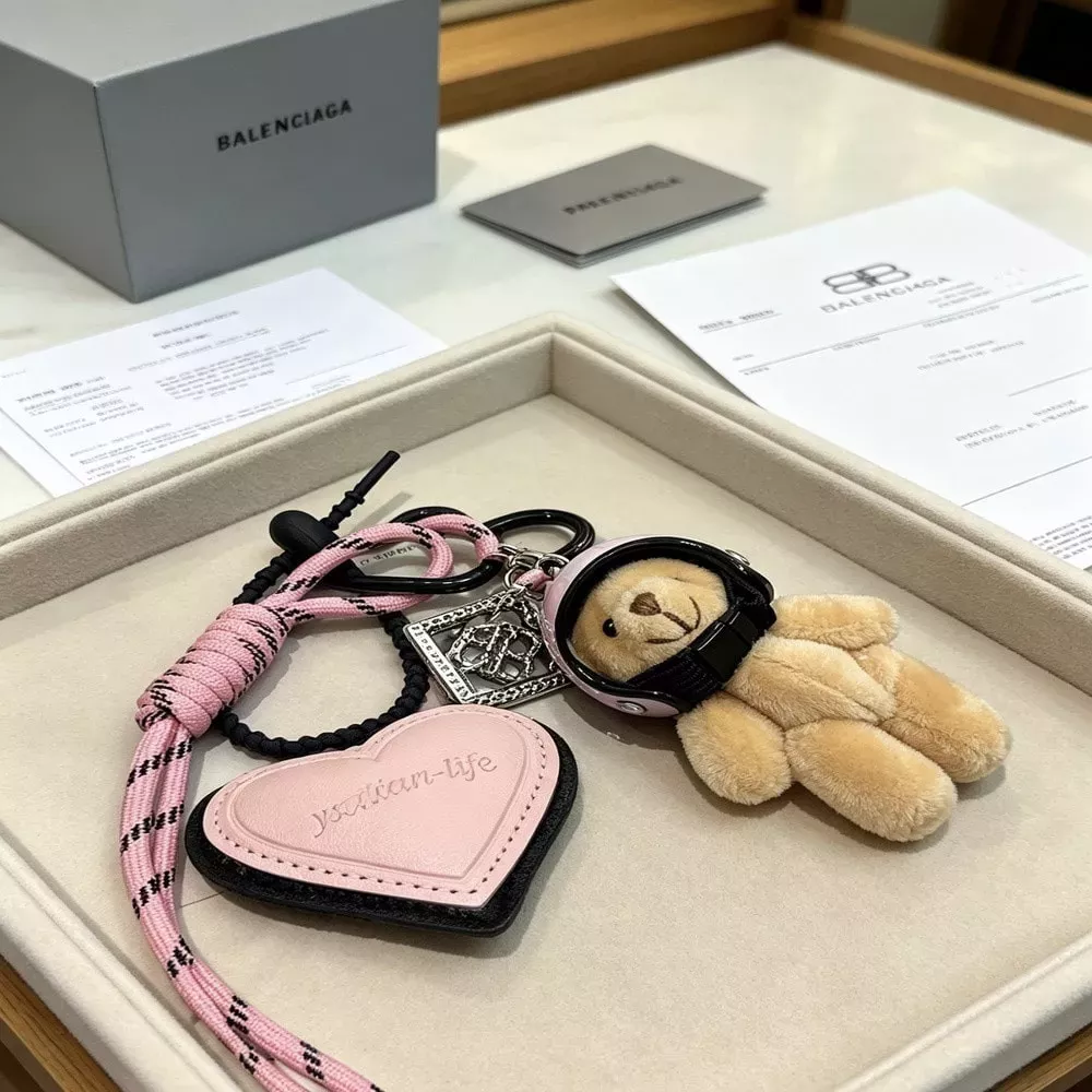 발렌시아가 베어 참 로프 스트랩 키링 백참
