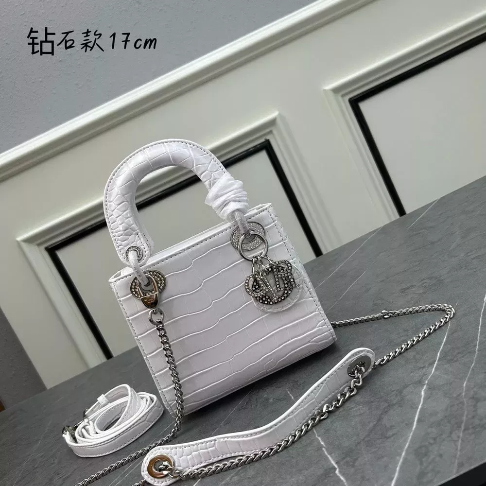 디올 레이디 다이아몬드 플랩 미니 체인백