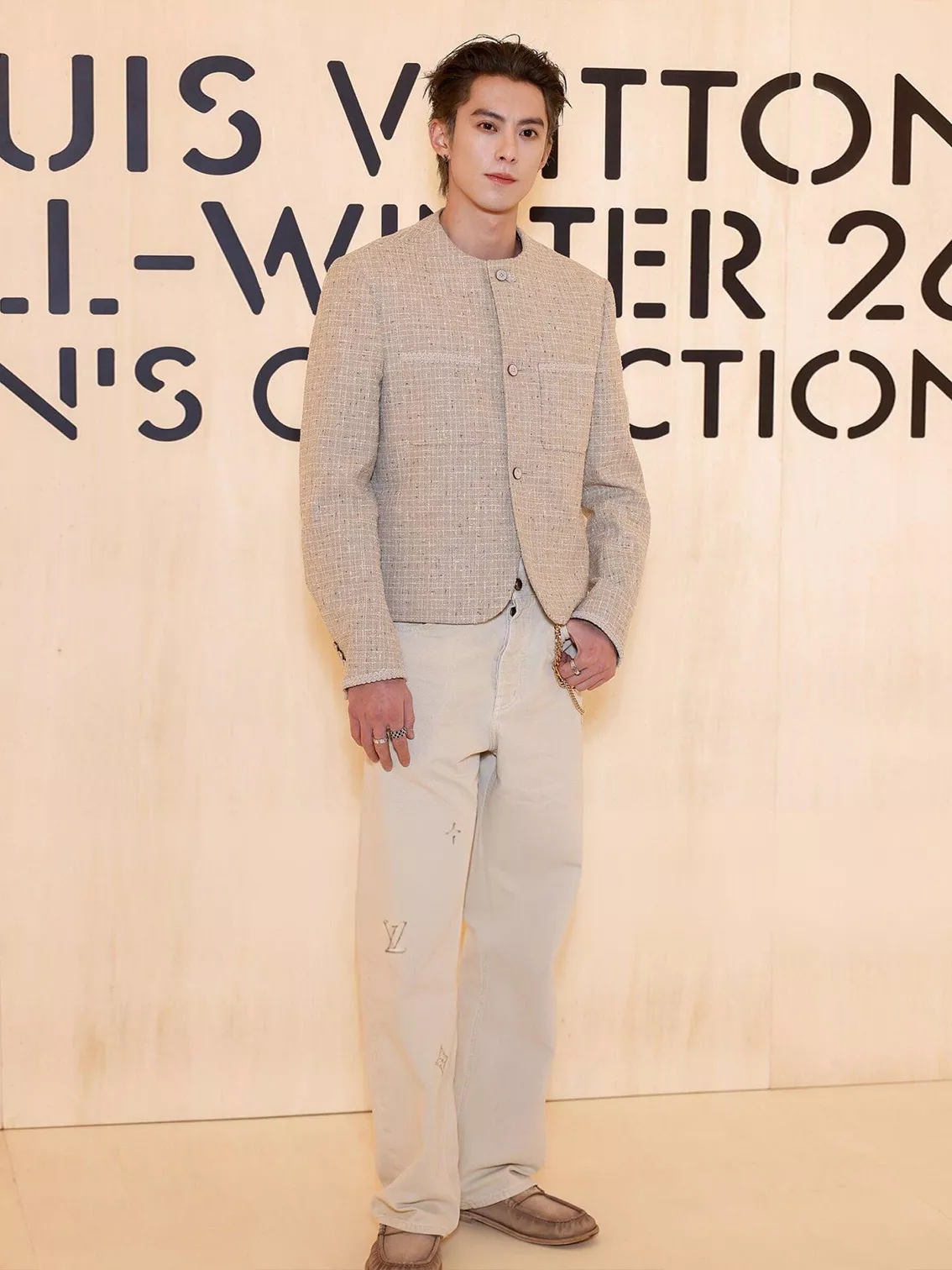 루이비통 모노그램 자수 워싱 데님 팬츠 상세 이미지 20
