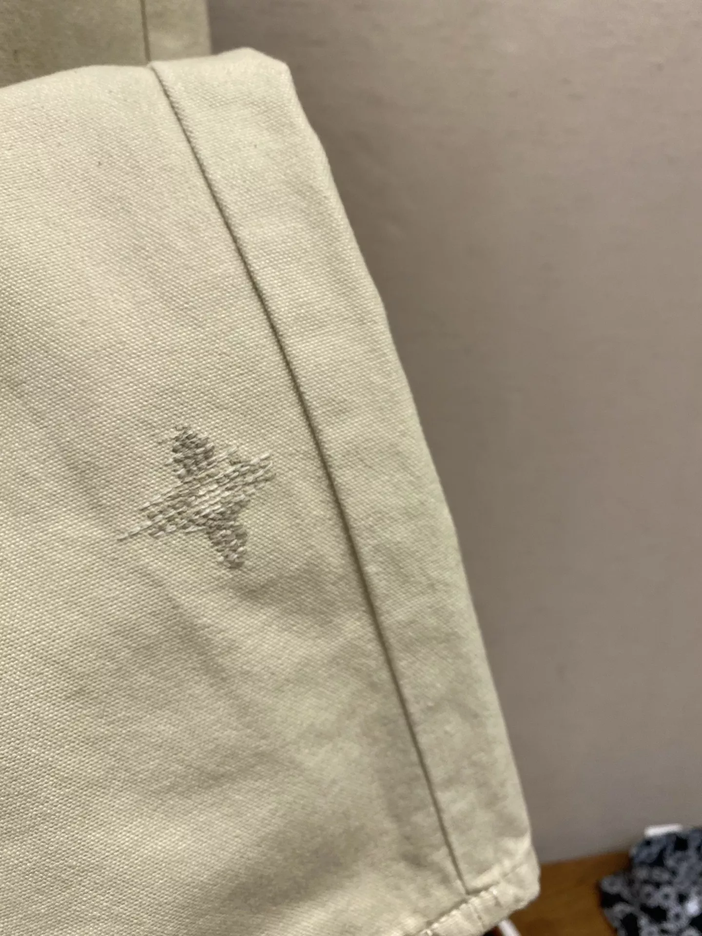 루이비통 모노그램 자수 워싱 데님 팬츠 상세 이미지 7