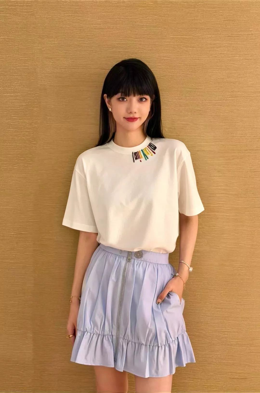 루이비통 팀 컬러 라벨 자수 코튼 반소매 티셔츠 상세 이미지 16