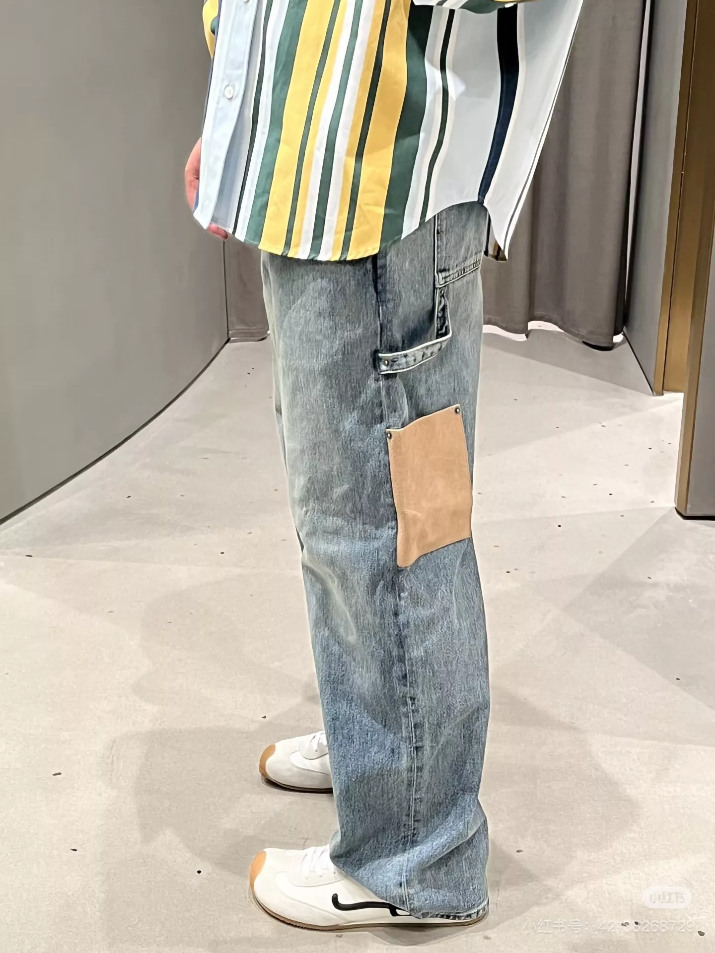 로에베 스웨이드 패치 디테일 와이드 데님 팬츠 상세 이미지 15