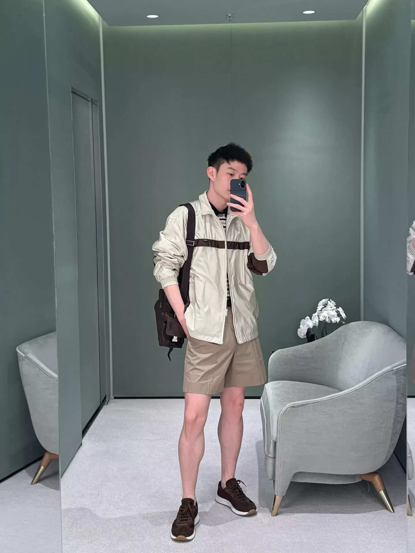 프라다 리나일론 배색 집업 재킷 상세 이미지 27