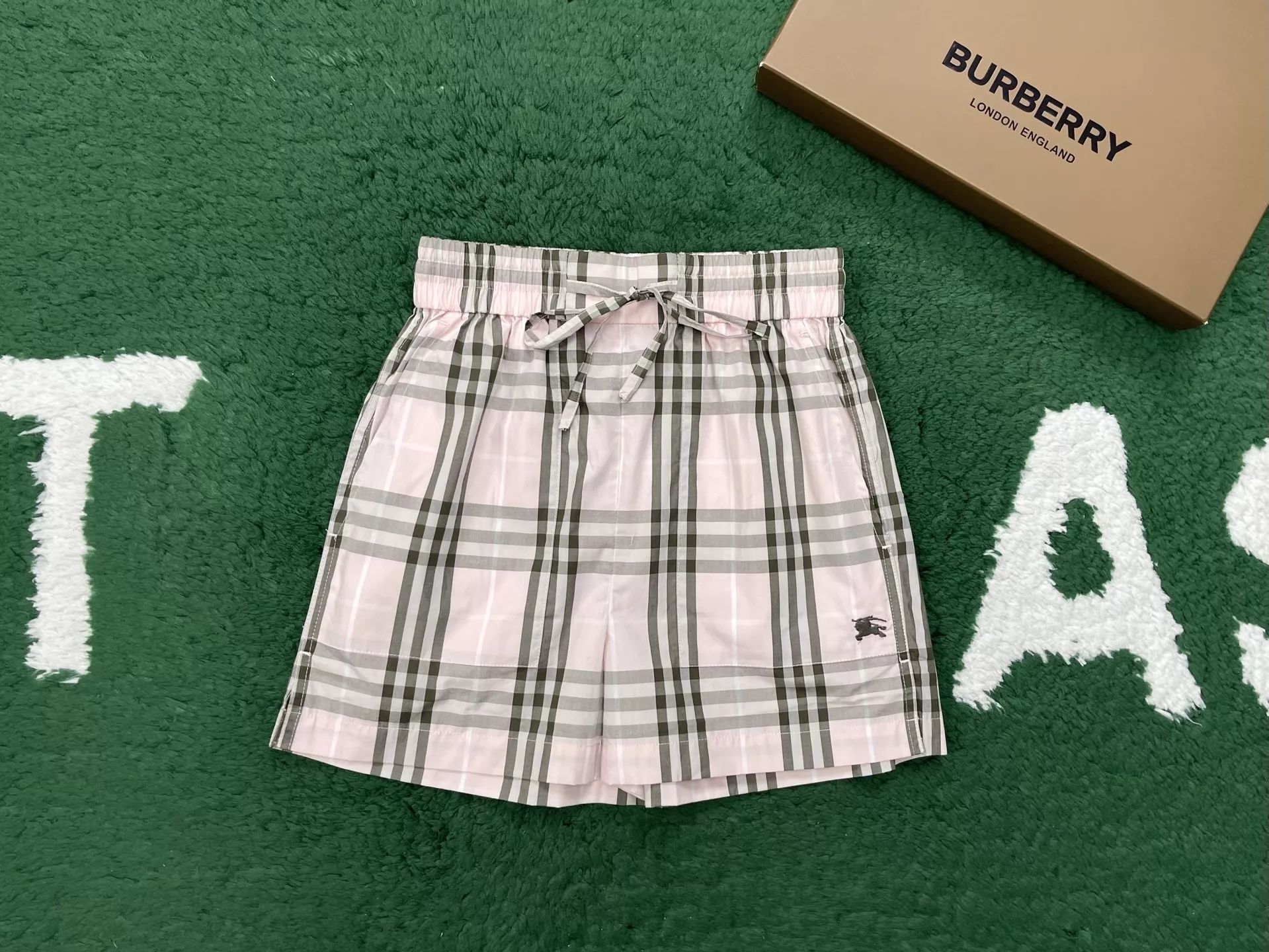 버버리 체크 패턴 코튼 밴딩 하프 팬츠 상세 이미지 7