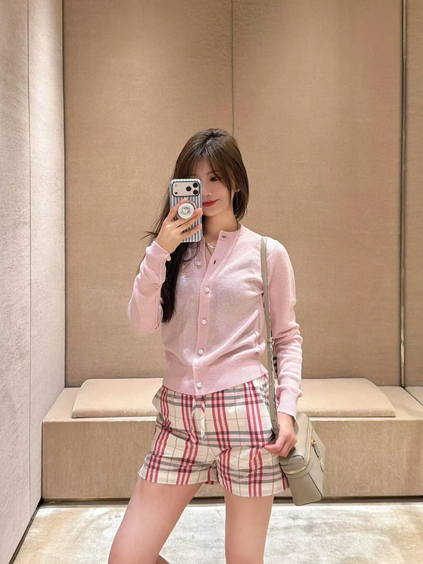 버버리 체크 패턴 코튼 밴딩 하프 팬츠 상세 이미지 28