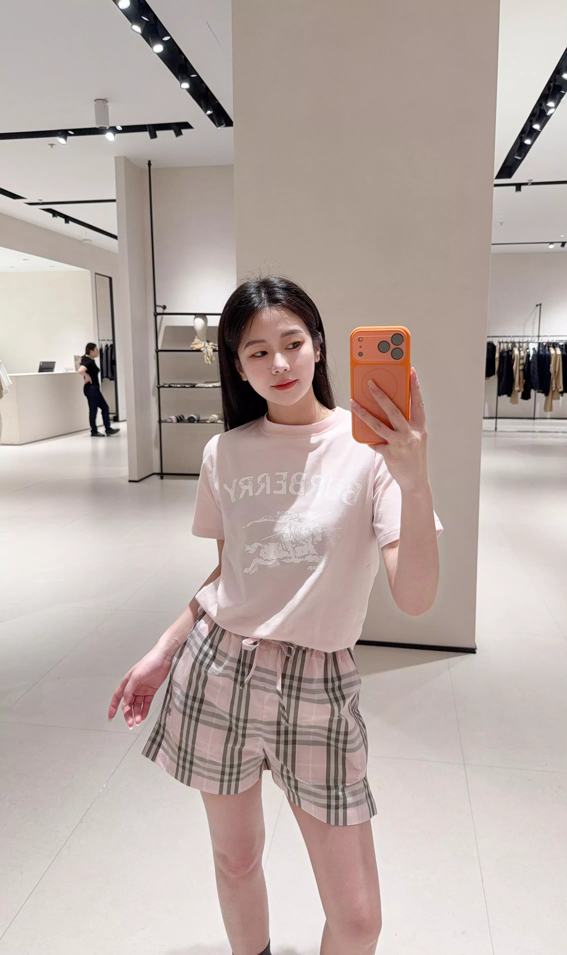 버버리 체크 패턴 코튼 밴딩 하프 팬츠 상세 이미지 25