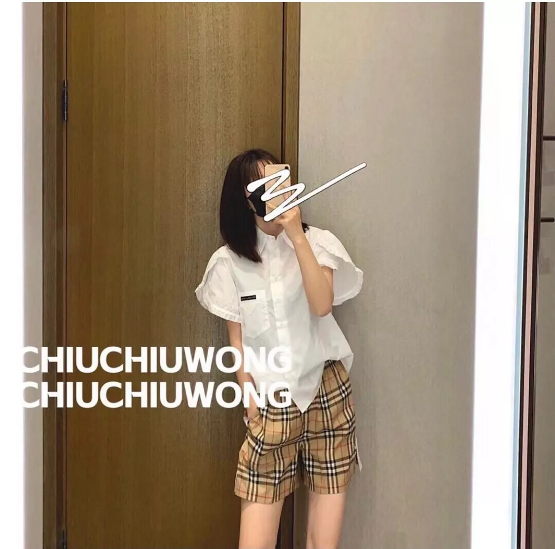 버버리 클래식 체크 화이트 사이드 트림 하프 팬츠 상세 이미지 15