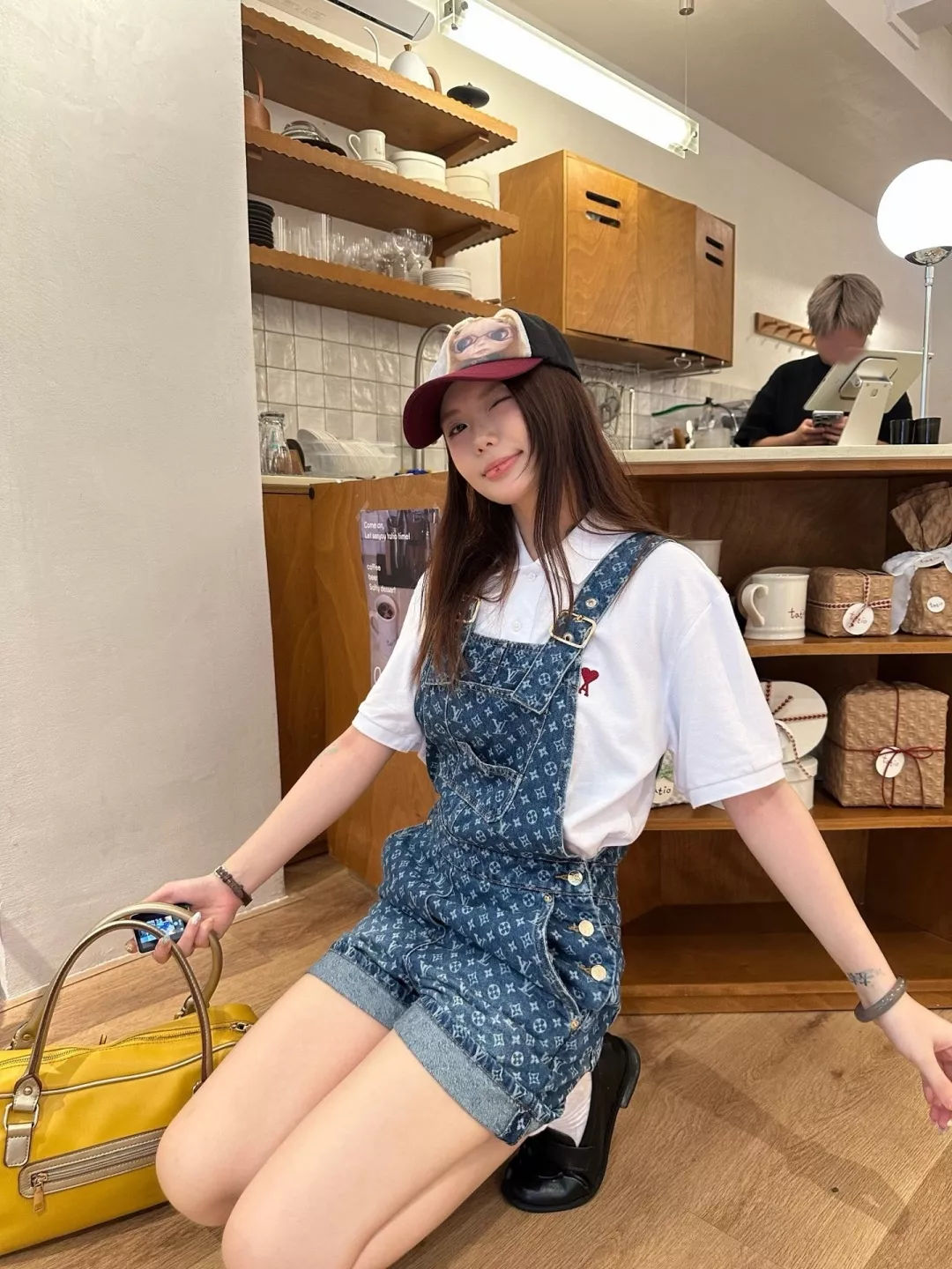 루이비통 모노그램 워싱 데님 오버롤 쇼츠 상세 이미지 25
