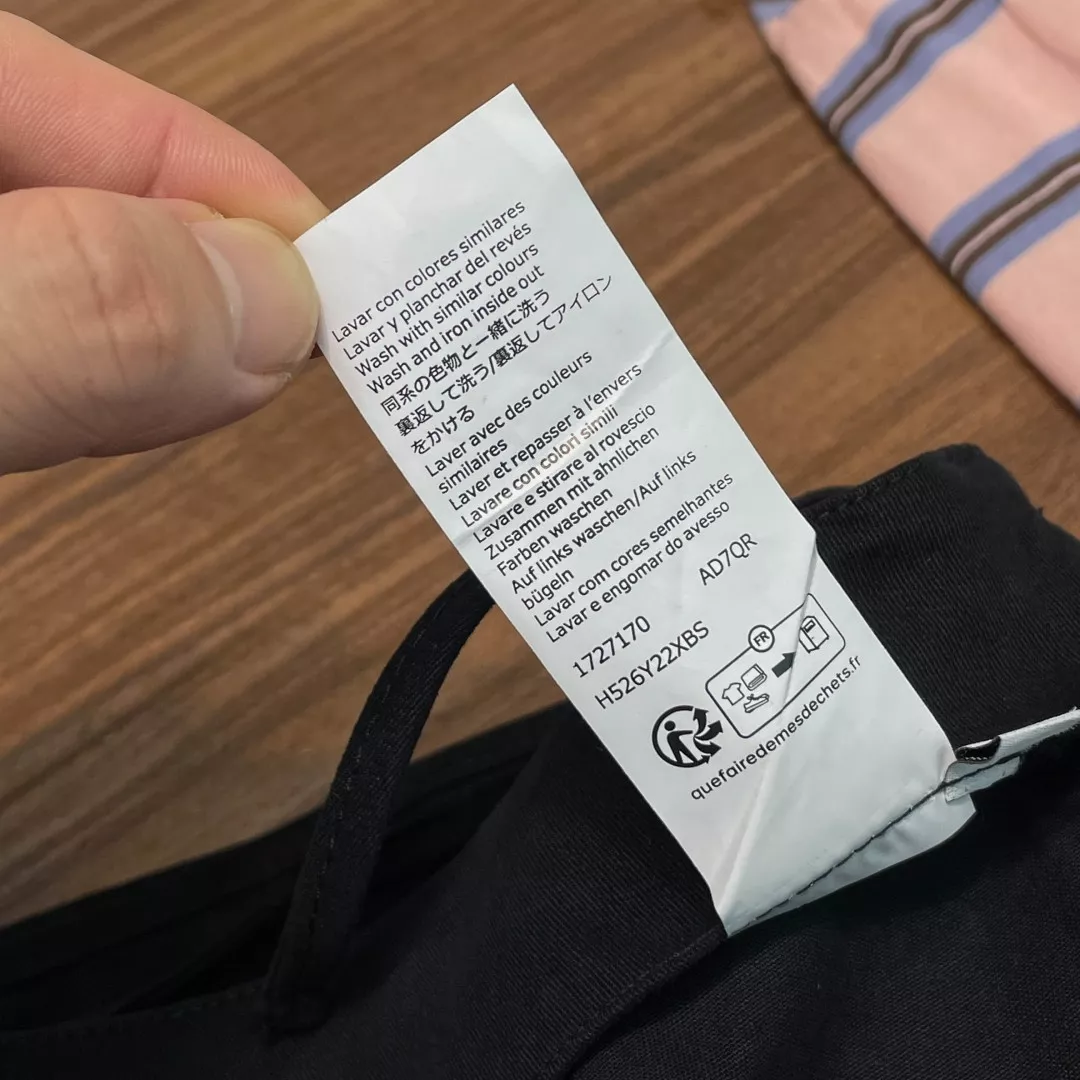 로에베 코럴 텍스처 메탈 레터링 랩 스타일 하이웨이스트 쇼츠 상세 이미지 16